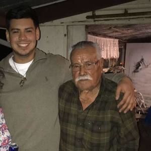 Meet your Posher, Zachary